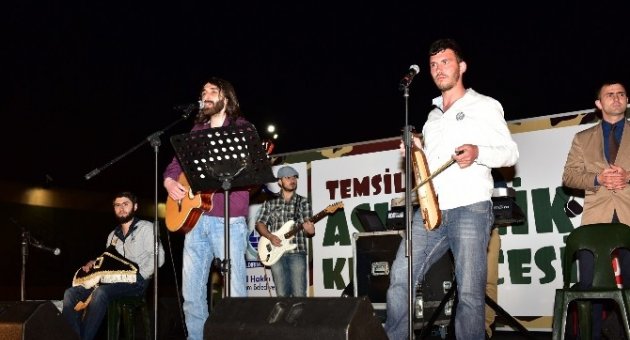 Engelli Asker Adaylarına Kına Gecesi