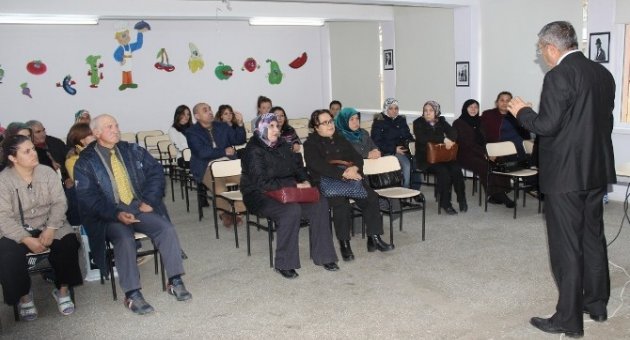 Engelli Öğrencilerin Velilerine Seminer