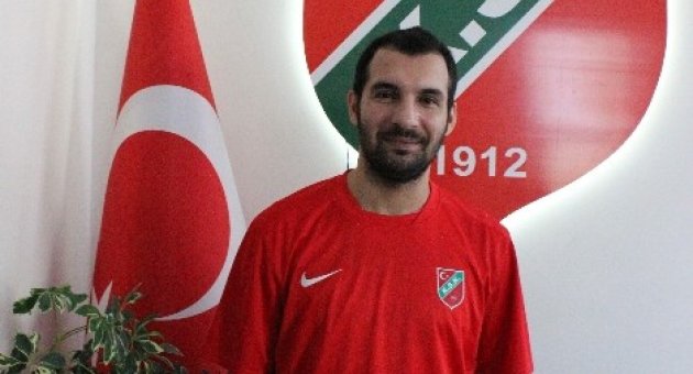 Engin Bayraktar Karşıyaka’da