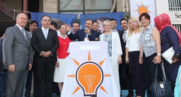 Eroğlu: "izmir Dünyanın İmrendiği Şehir Olacak"