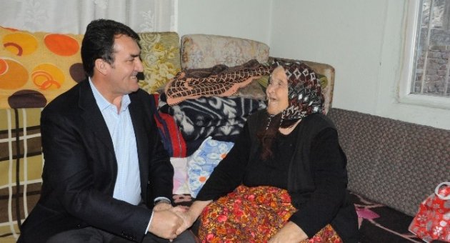 Eşi Ve Çocuklarını Kaybeden Depremzede Kadın Huzurevine Yerleştirildi