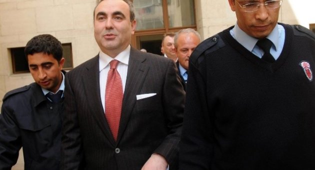 Eşrefoğlu Cezaevinde