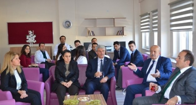 Eşrefzade Meslek Lisesi’ne Öğretmenler Odası