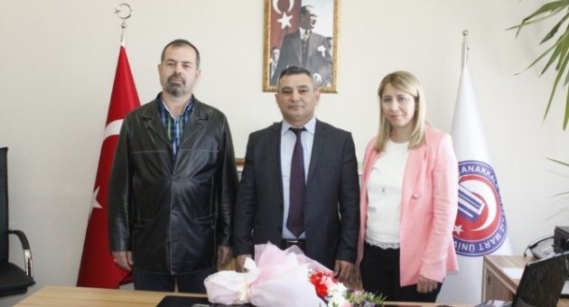 Ezine Meslek Yüksekokulu’nda Devir Teslim Töreni Gerçekleştirildi