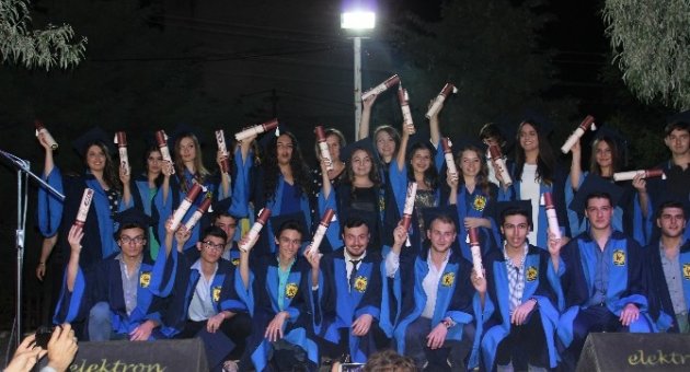 Fekal’de Mezuniyet Coşkusu
