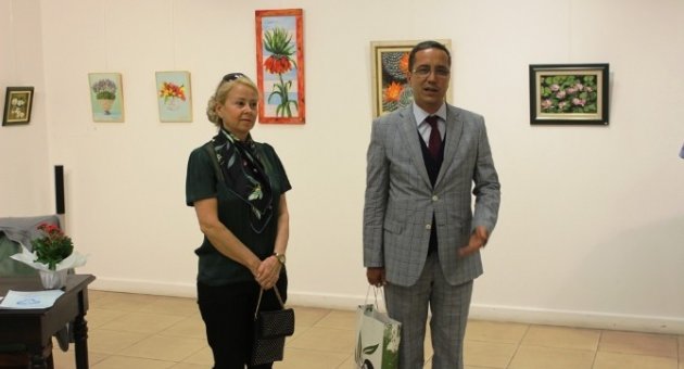 Feride Kartal Kişisel Resim Sergisini Açtı