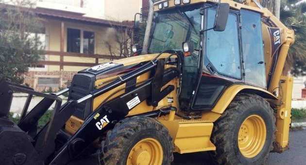 Foça Belediyesinin Hizmet Araçları Yenilendi