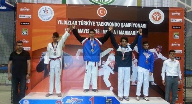Foça, Yıldızlar Taekwondo’ya Damga Vurdu