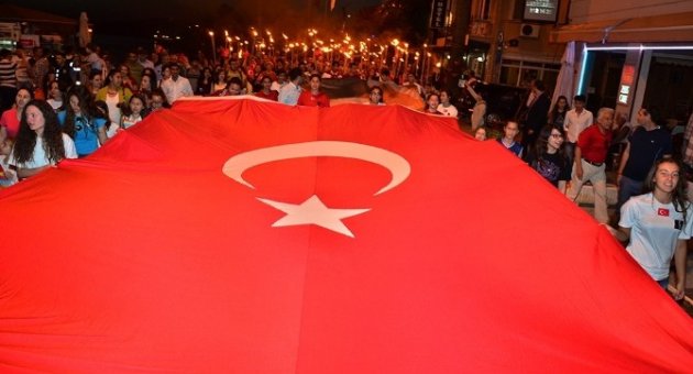 Foça’da 19 Mayıs Şöleni