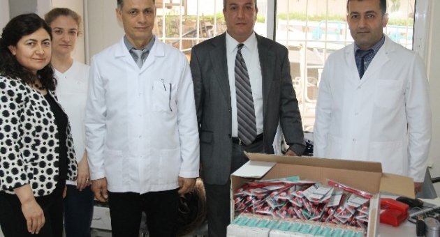 Foça’da ’bende Fırçalıyorum’ Kampanyası