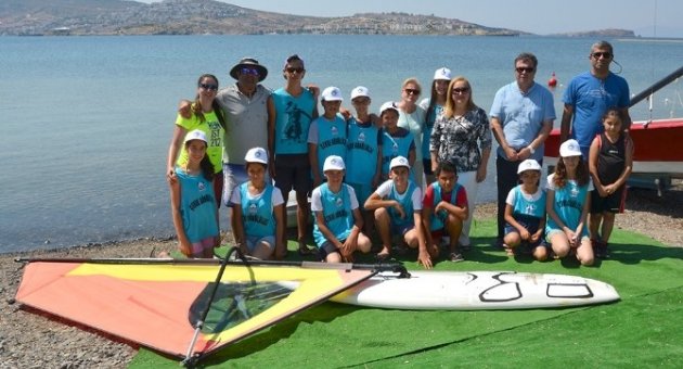 Foça’da Çocuklar Yelkenle Tanışacak