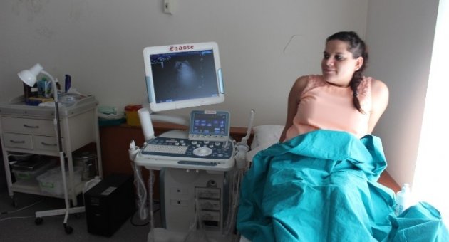 Foça’da Merakla Beklenen Ultrason Cihazı Hizmete Girdi