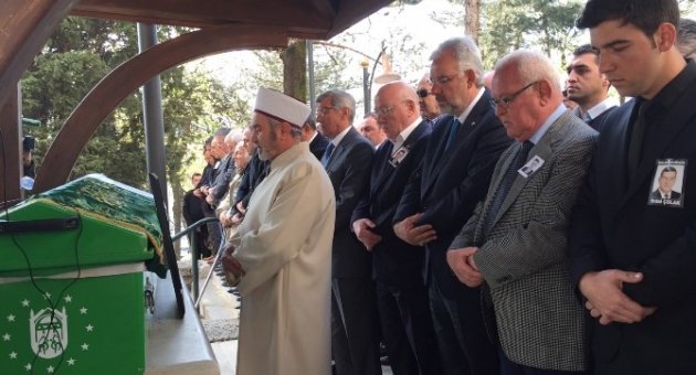 Gazeteci Erdal Çolak Son Yolculuğuna Uğurlandı