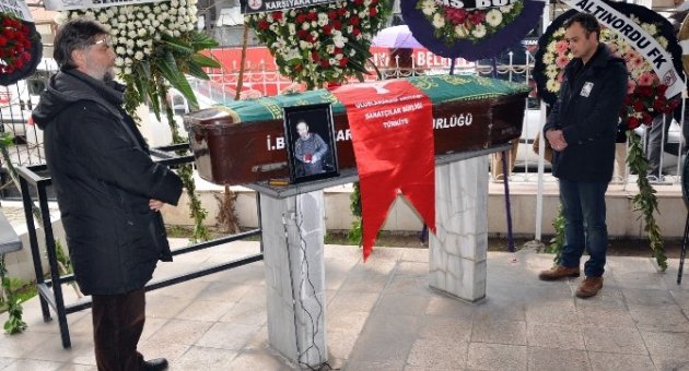 Gazeteci Sedat Peker Son Yolculuğuna Uğurlandı
