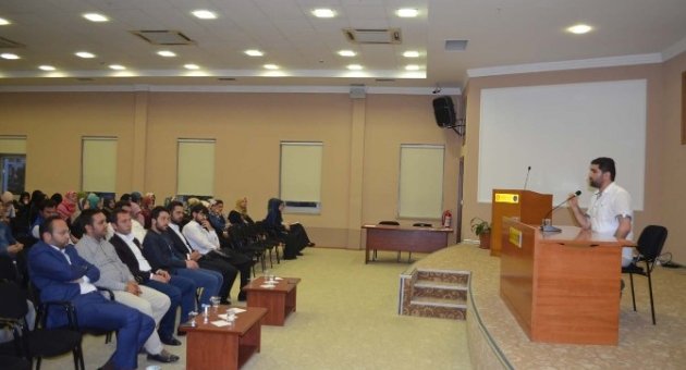 Gazeteci Yazar Adem Özköse: