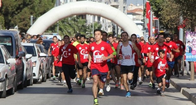 Gaziemir Ata’sı İçin Koştu