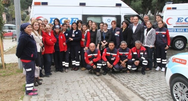Gaziemir’de 14 Mart Tıp Bayramı Kutlandı