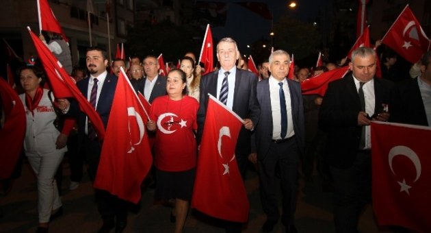 Gaziemir’de 92. Yıl Coşkusu