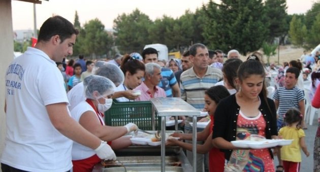 Gaziemir’de Bereketli Ramazan Akşamları