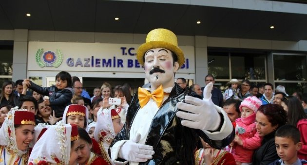 Gaziemir’de Çocuk Şenliği Coşkusu