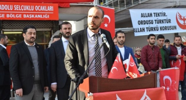 Geçen: "moskof Türklere Dost Olmaz"