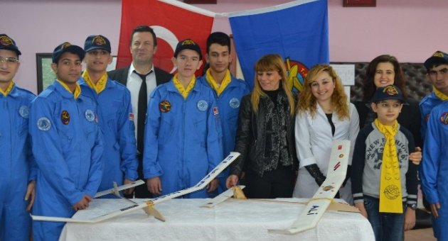 Gelibolu Thk’dan Uçak Sergisi