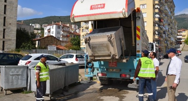 Gemlik’te 2 Bin 500 Çöp Konteynırı Temizleniyor