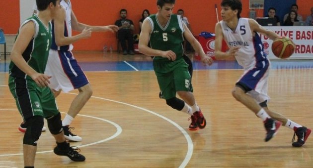 Genç Erkekler Türkiye Basketbol Şampiyonası’nda Finalistler Belli Oldu