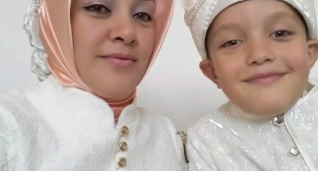 Genç Kadın Sırlarıyla Öldü