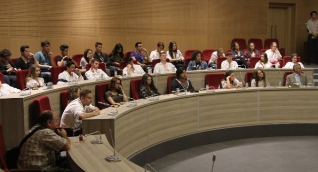 Gençlere Başkan Şenol’dan Nasihat