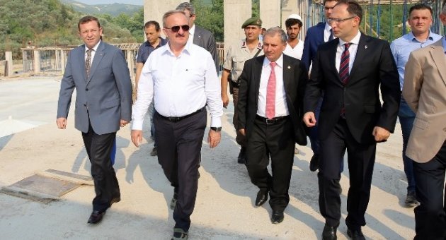 Gençlerin Yaşam Kalitelerinin Artması İçin Kamu Yatırımları Hızla Devam Ediyor