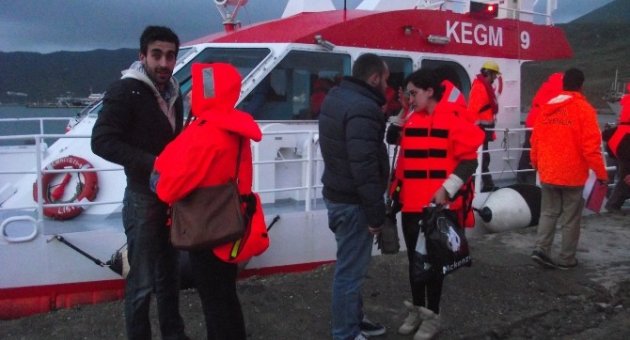 Gökçeada’da Feribottaki Yolcular Tahliye Edildi