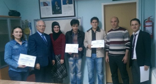 Gömeç’te Başarılı Kursiyerlere Belgeleri Dağıtıldı
