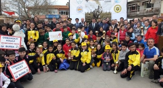 Gömeç’te Geleneksel Oryantiring Yarışmasına 900 Sporcu Katıldı