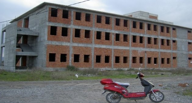 Gönen Bir Okula Daha Kavuşuyor