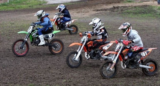 Gönen’de Motokros Heyecanı