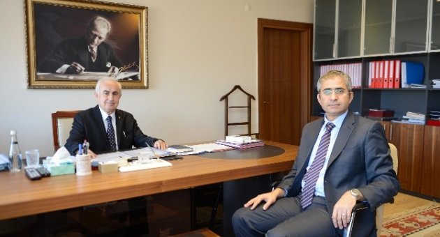 Gümülcine Başkonsolosu Akıllı’dan Vali Şahin’e Ziyaret