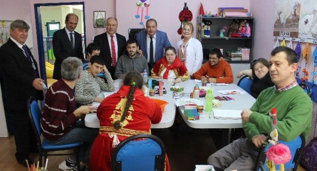 Hafif Düzeyde Zihinsel Engellilere Yönelik Keçe Kursu