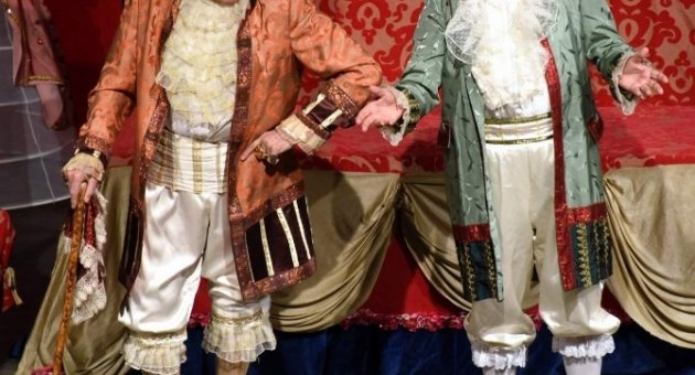 Haldun Dormen’den Tiyatro Ziyafeti