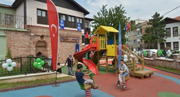 Hamam Tekke Artık ‘oyuncak Kütüphanesi’