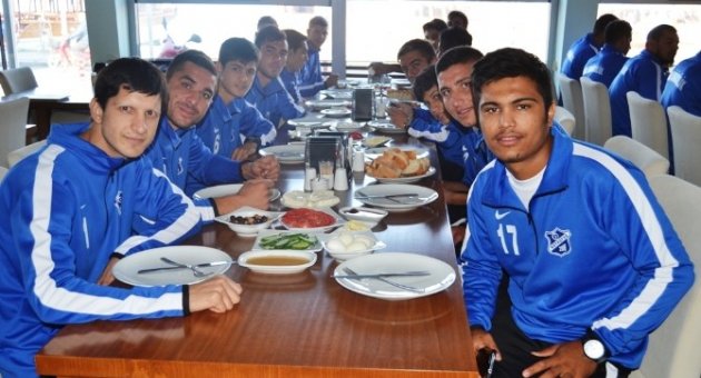 Hamdibey Kayaspor’a Kahvaltılı Doping