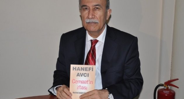Hanefi Avcı, Cemaat’in İflası Kitabıyla İlk Kez İzmir Fuarında