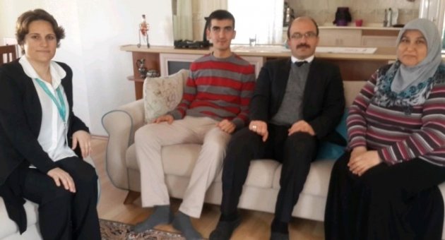 Hastane Yönetimi Hastaları Evlerinde Ziyaret Etti