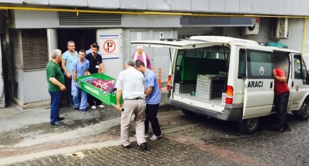 Hastanede Cenazeler Karıştı