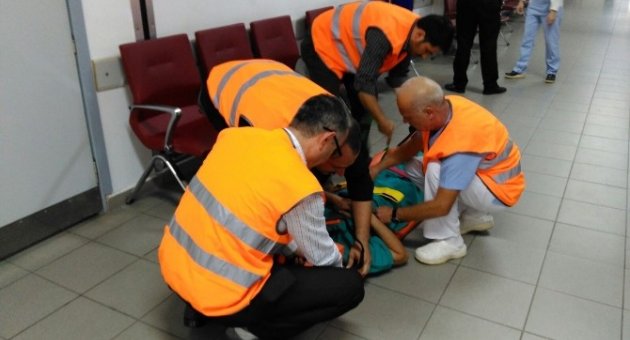Hastanede Gerçeğini Aratmayan Yangın Tatbikatı
