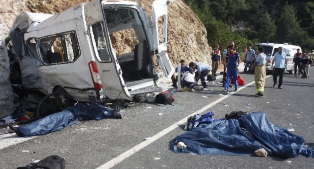 Havran’da Yaralı Ve Ölülerin Kimlikleri Belirlenmeye Çalışılıyor