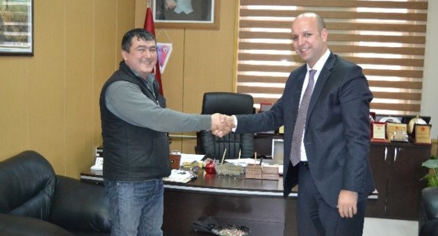 Hayrabolu Belediyesi İle Disk Genel-iş Sendikası Arasında Toplu İş Sözleşmesi İmzalandı
