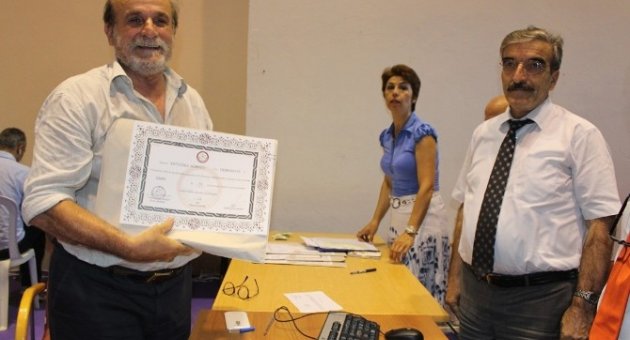 Hdp İzmir Milletvekilleri Kürkçü Ve Doğan Mazbatalarını Aldı