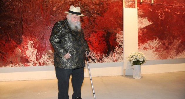 Hermann Nitsch ‘savaşa Hayır Anıtı’ Adlı Sergisini Çanakkale’de Açtı