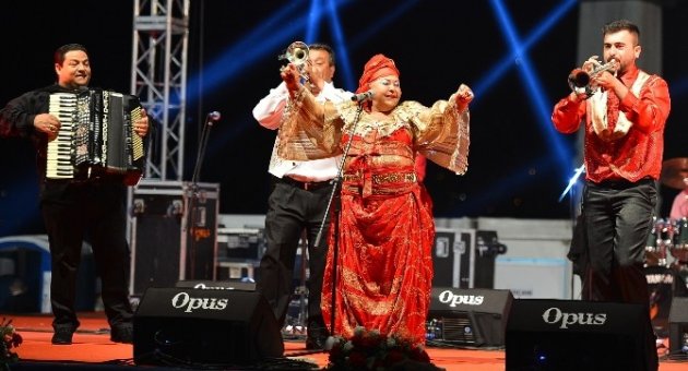 Hıdrellez Coşkusu İzmir’i Sardı